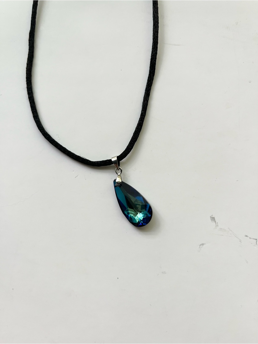 Teardrop Blue-Green Crystal Pendant Necklace